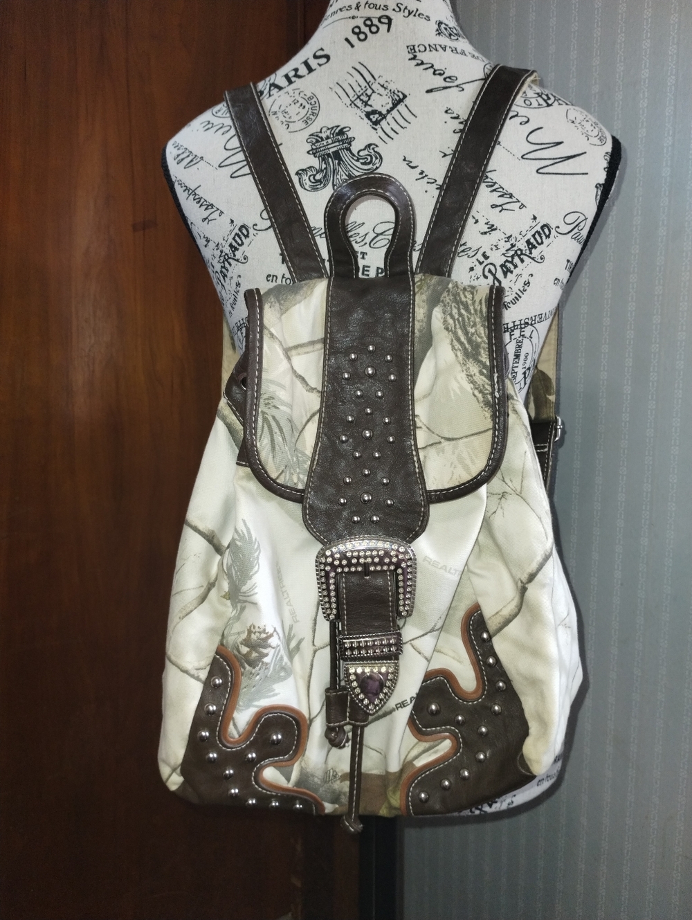 Realtree AP Womens  Fashion Backpack Western Style Purse Handbag